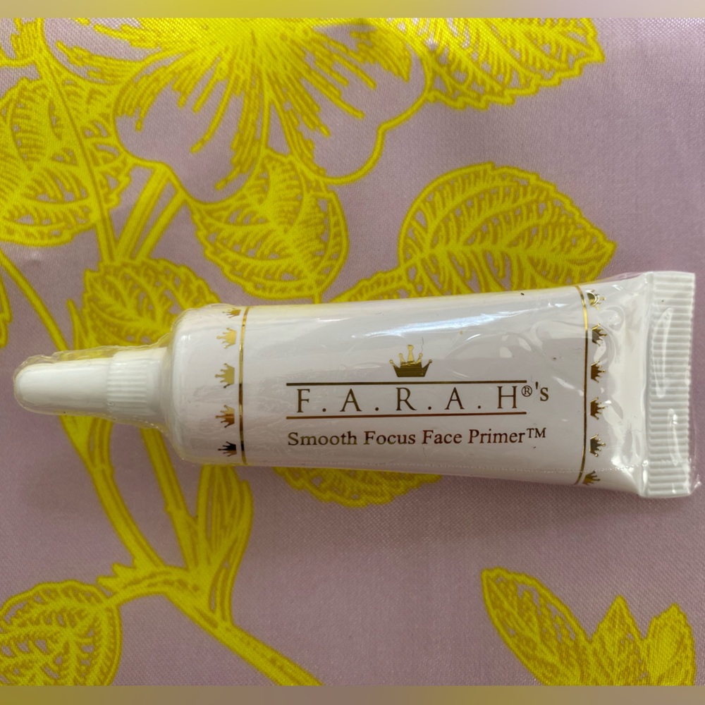 ⭐️HP⭐️🆕F.A.R.A.H.|Smooth Focus Face Primer